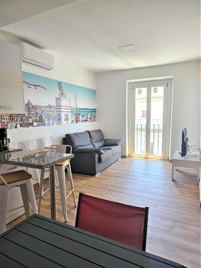 Apartamentos Plaza Santo Domingo Cádiz Kültér fotó