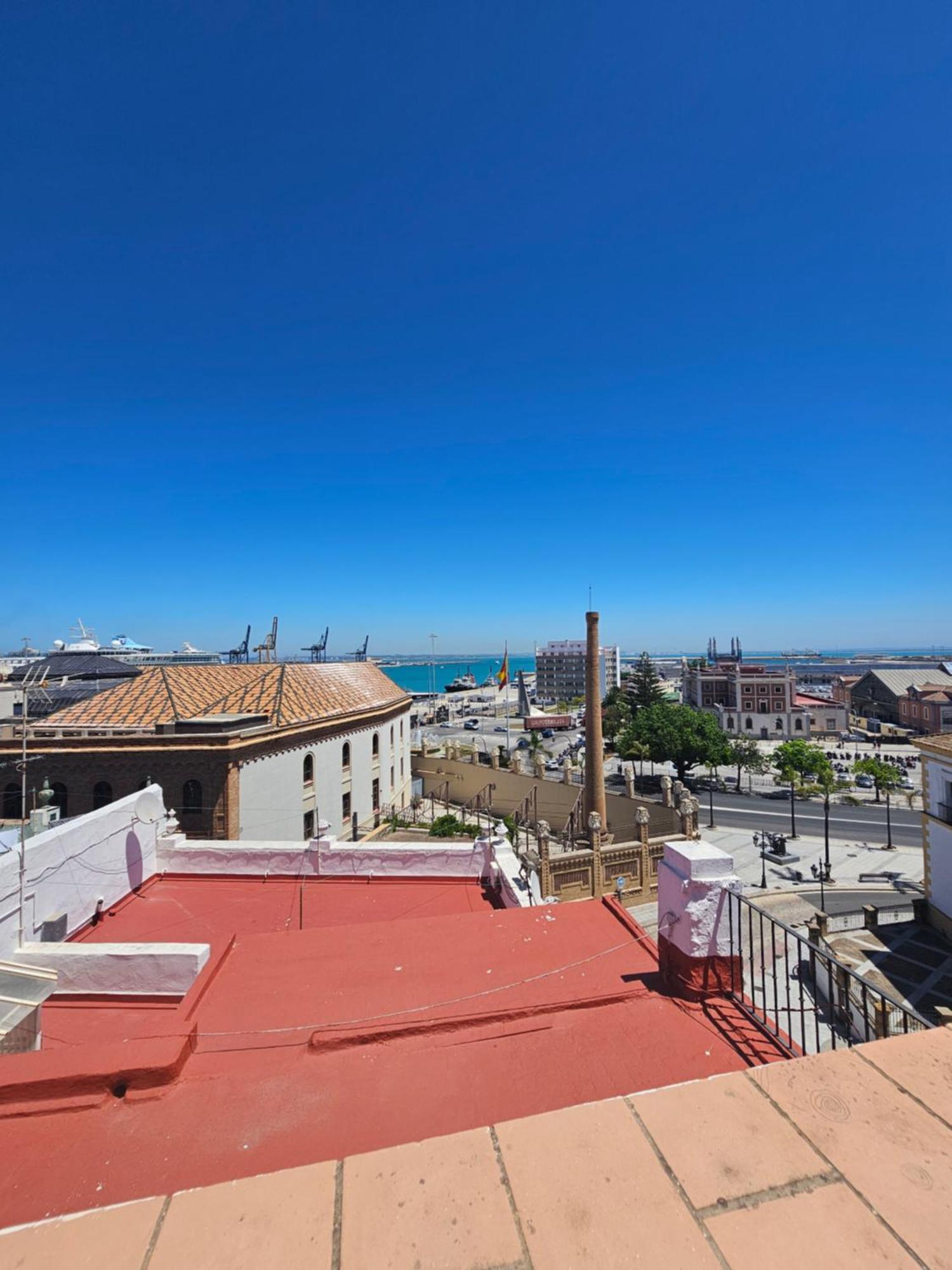Apartamentos Plaza Santo Domingo Cádiz Kültér fotó